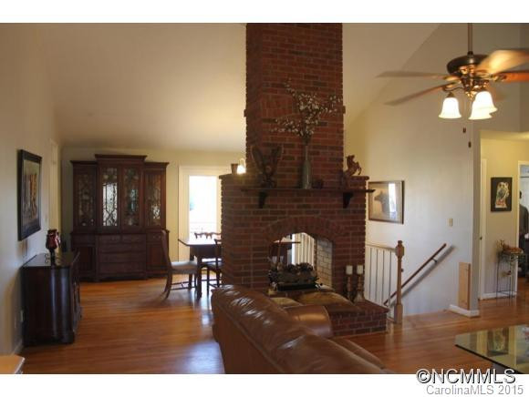 157 Stephens Rd - Photo 2