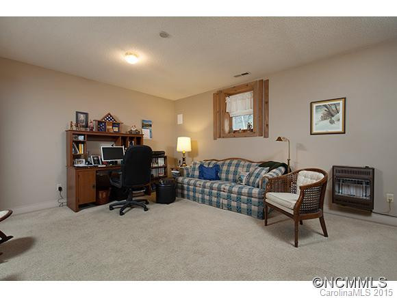 4 Oak Brook East Lane - Photo 9