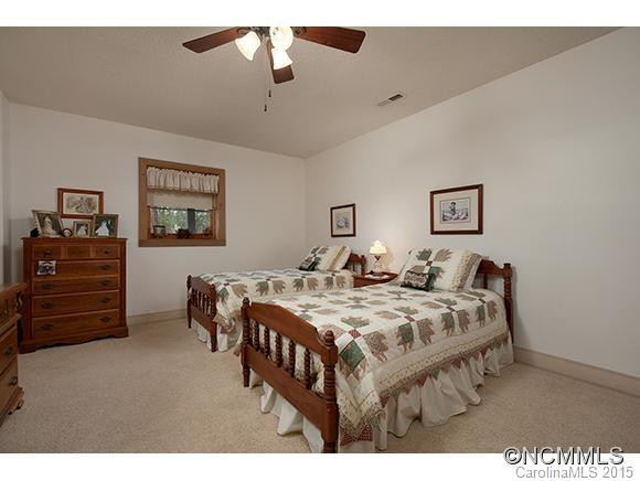 4 Oak Brook East Lane - Photo 10