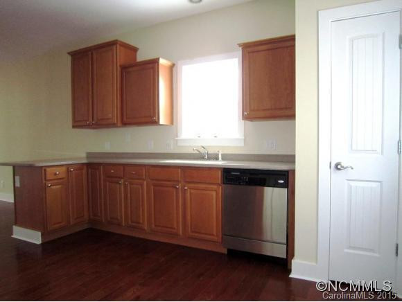 16 Alex Way - Photo 5