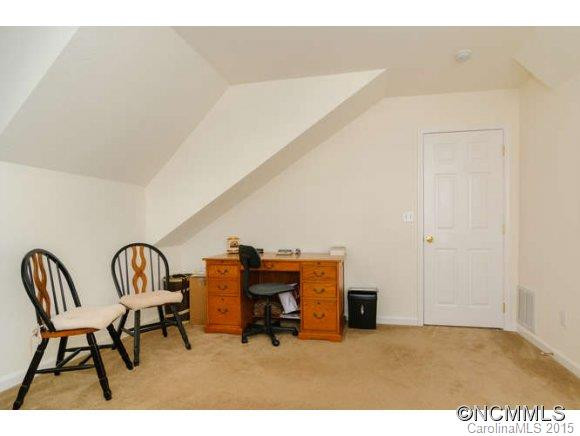 98 Ridge Brook - Photo 15