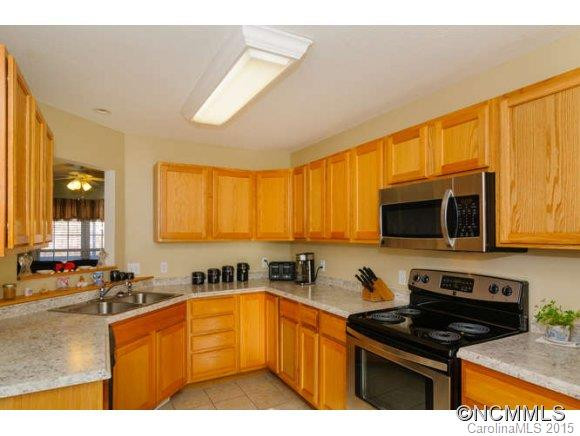 98 Ridge Brook - Photo 7