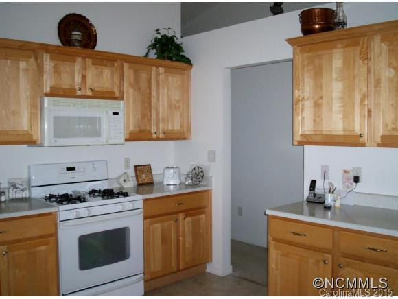47 E Danbury Lane - Photo 11