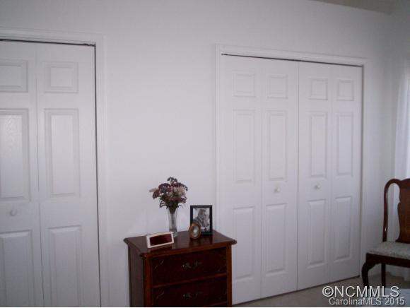 47 E Danbury Lane - Photo 14