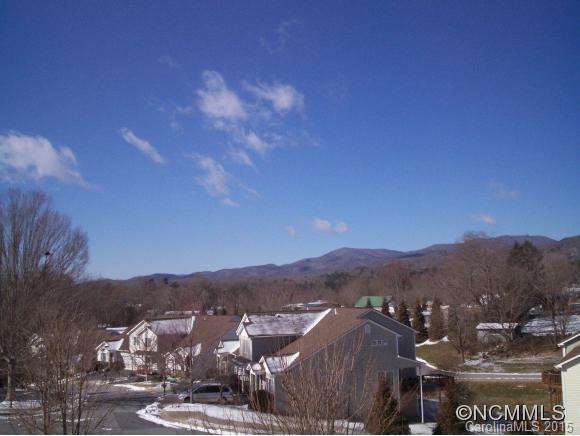 47 E Danbury Lane - Photo 19