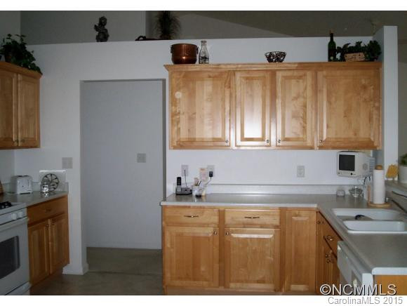 47 E Danbury Lane - Photo 10
