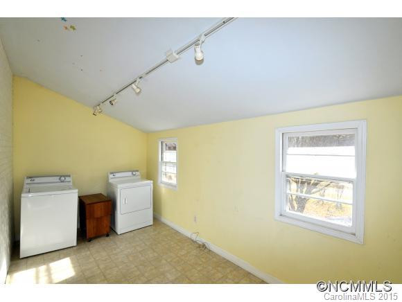 606 Edgewood Avenue - Photo 11