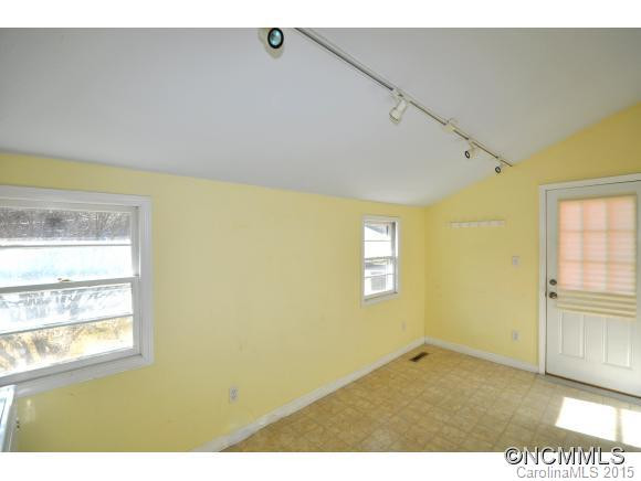 606 Edgewood Avenue - Photo 10