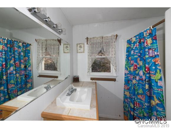 1177 Rhodes Road - Photo 15