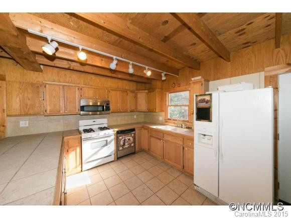 1177 Rhodes Road - Photo 8