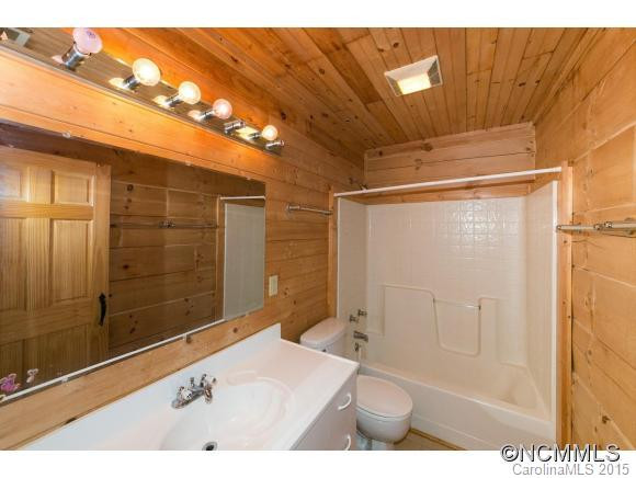 1177 Rhodes Road - Photo 10