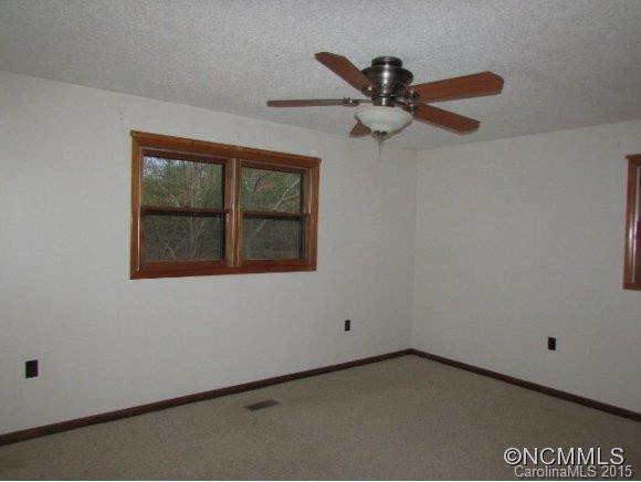 1185 Roses Branch Road - Photo 2