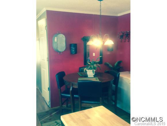 204 Nicholas Drive - Photo 4