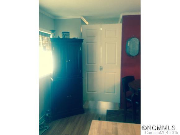 204 Nicholas Drive - Photo 6