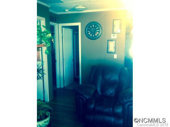 204 Nicholas Drive - Photo 10