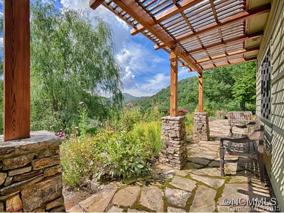 281 JONES COVE RD - Photo 24