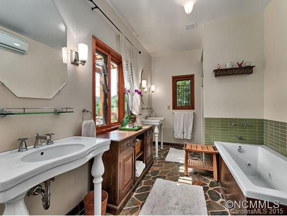 281 JONES COVE RD - Photo 10