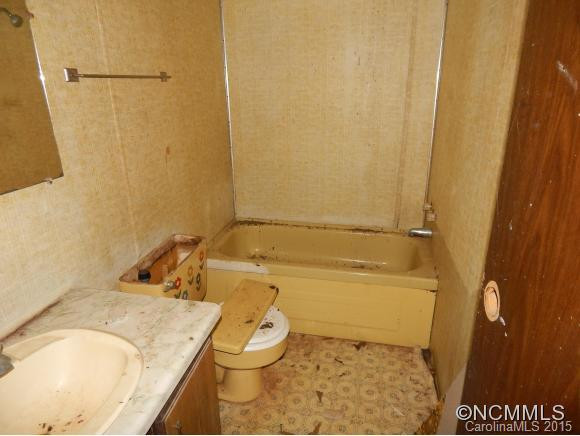 565 White Oak Road - Photo 14