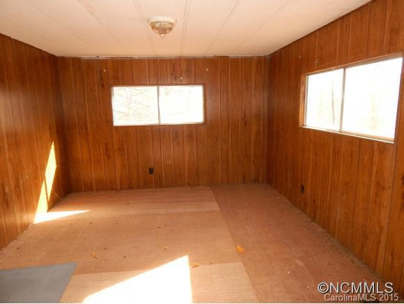 565 White Oak Road - Photo 15