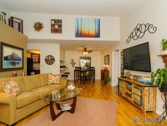 56 Ravencroft - Photo 3
