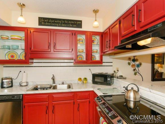 56 Ravencroft - Photo 7