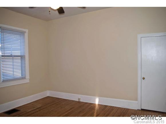 517 Midway Street - Photo 5