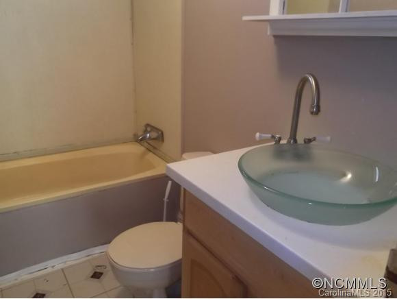 302 Meyer Road - Photo 8