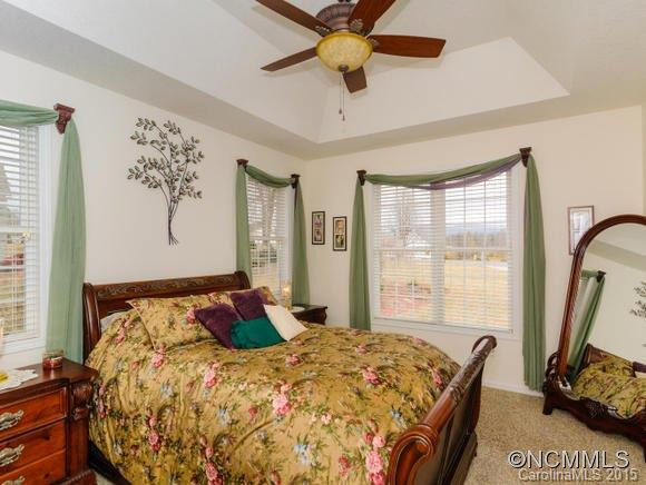 15 LORIDON DRIVE - Photo 9