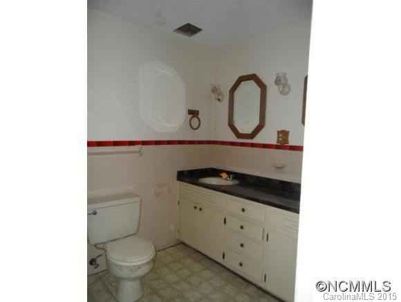 121 Briarberry Lane - Photo 10