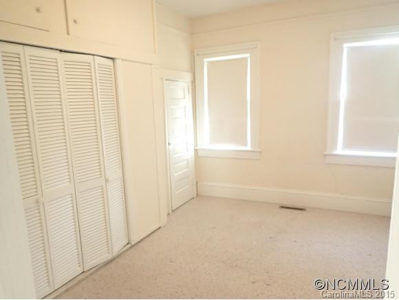 1011 Willow Road - Photo 14