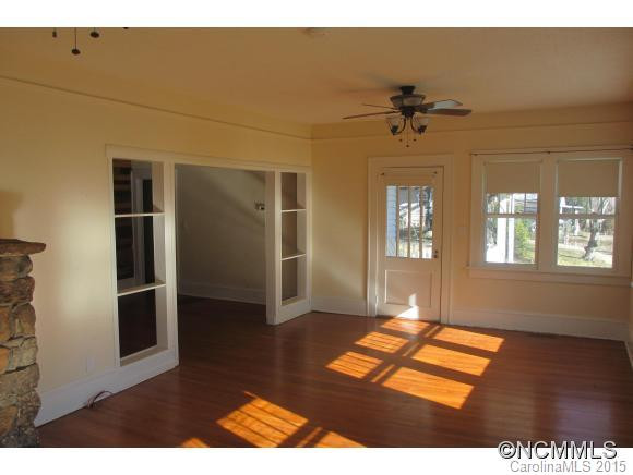 1011 Willow Road - Photo 4
