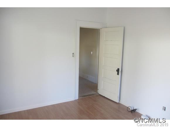 1011 Willow Road - Photo 8