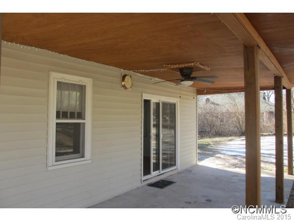 1011 Willow Road - Photo 9