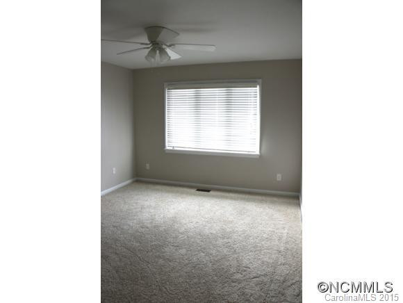 204 Crowfields Drive - Photo 13