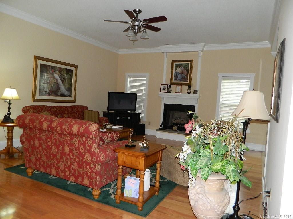 1006 Pin Oak Trail - Photo 13