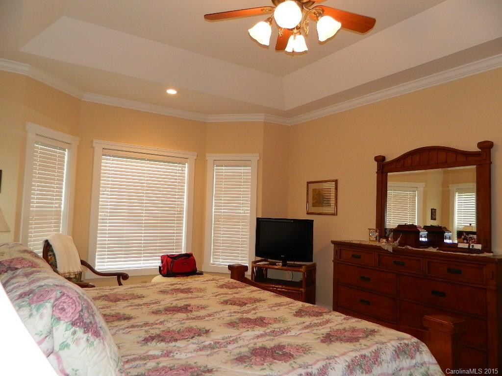 1006 Pin Oak Trail - Photo 5