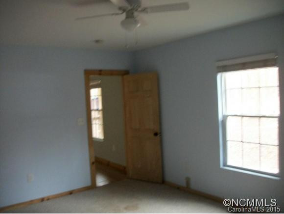 251 Vera Lane - Photo 5