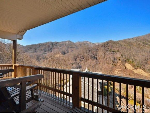 190 SKYWAY DRIVE - Photo 3