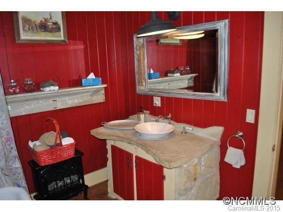 210 Low gap Road - Photo 17