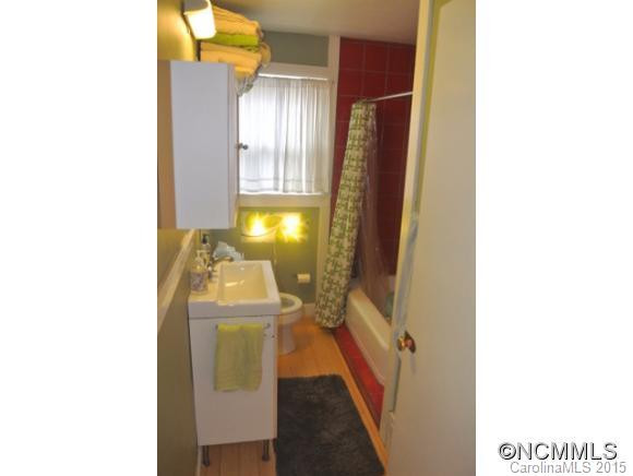 25 Eola Avenue - Photo 14