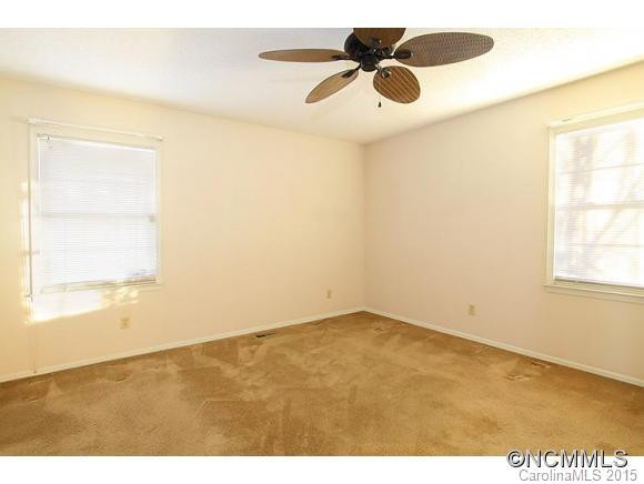 35 Knoll Ridge Drive - Photo 6