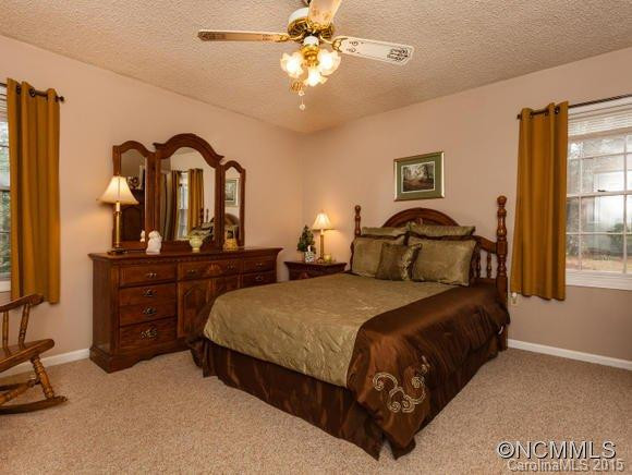 20 Fieldstone Ct - Photo 12