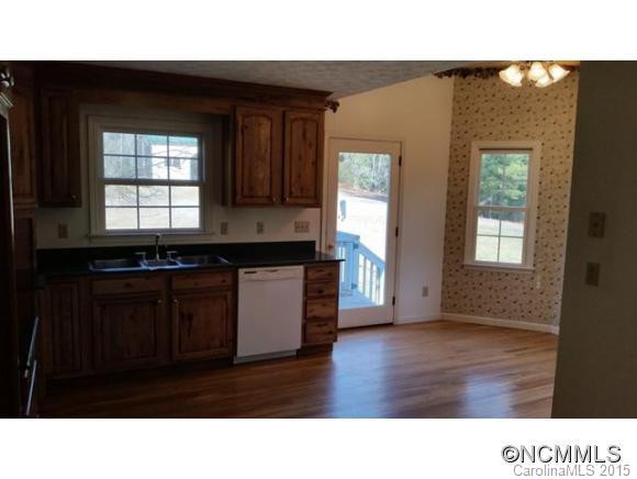 2240 Cherrywood Lane - Photo 6