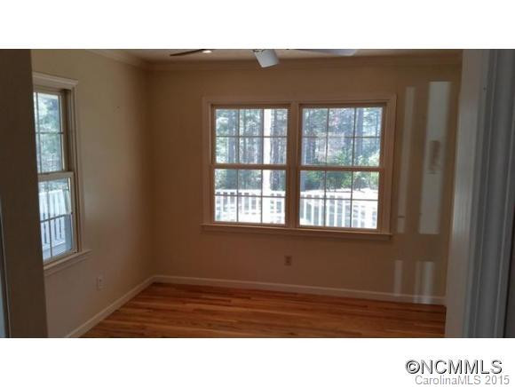 2240 Cherrywood Lane - Photo 7