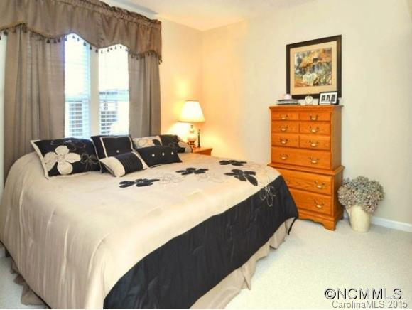503 Fox Den Court - Photo 13