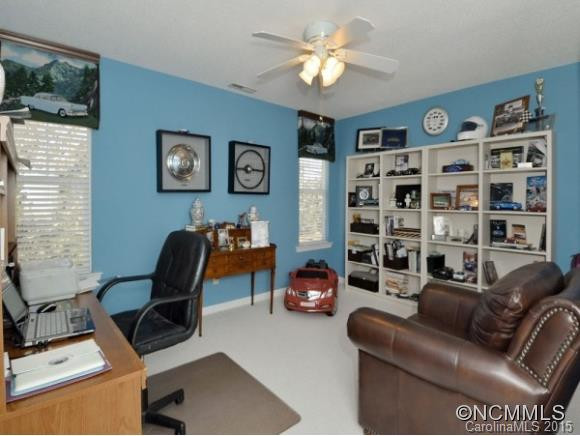 503 Fox Den Court - Photo 16