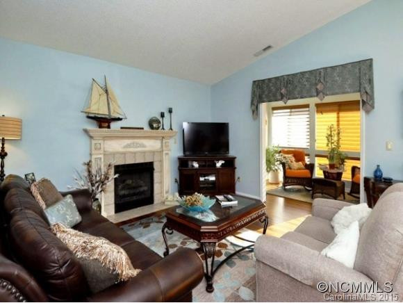 503 Fox Den Court - Photo 3