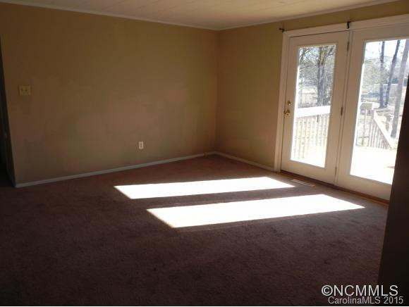 173 Sedgefield Drive - Photo 6