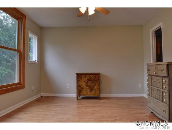 70 Grandview Avenue - Photo 6