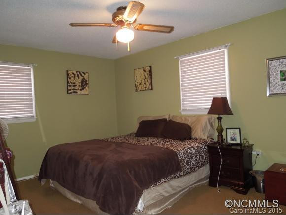 283 Debby Lane - Photo 11